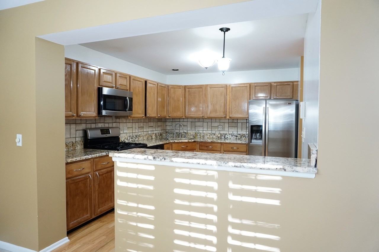 172 Crescent Ln - Photo 7 of 22