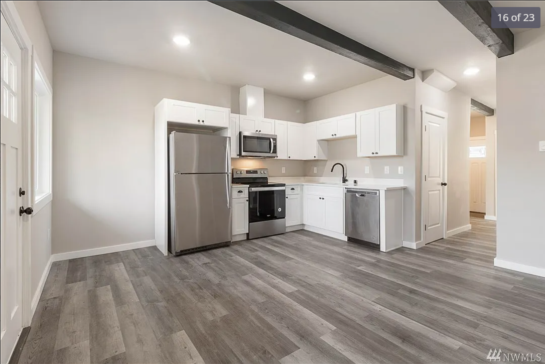 816 S Sheridan Ave - Photo 3 of 11