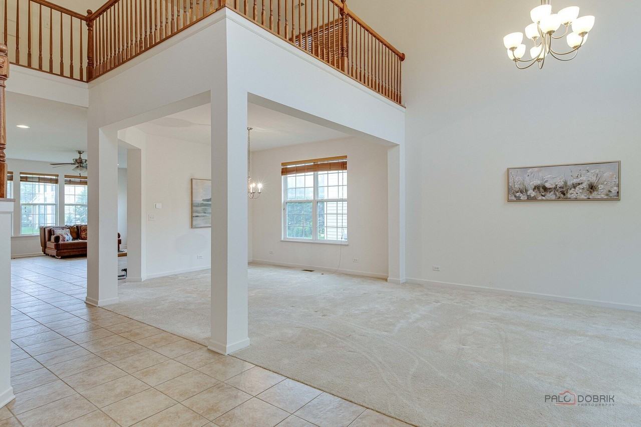 2030 Padua Dr - Photo 4 of 30