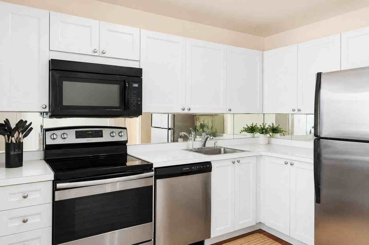 405 N Wabash Ave #1710 - Photo 7 of 22