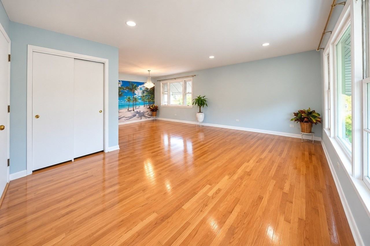 8608 W Carmen Ave #2 - Photo 4 of 47