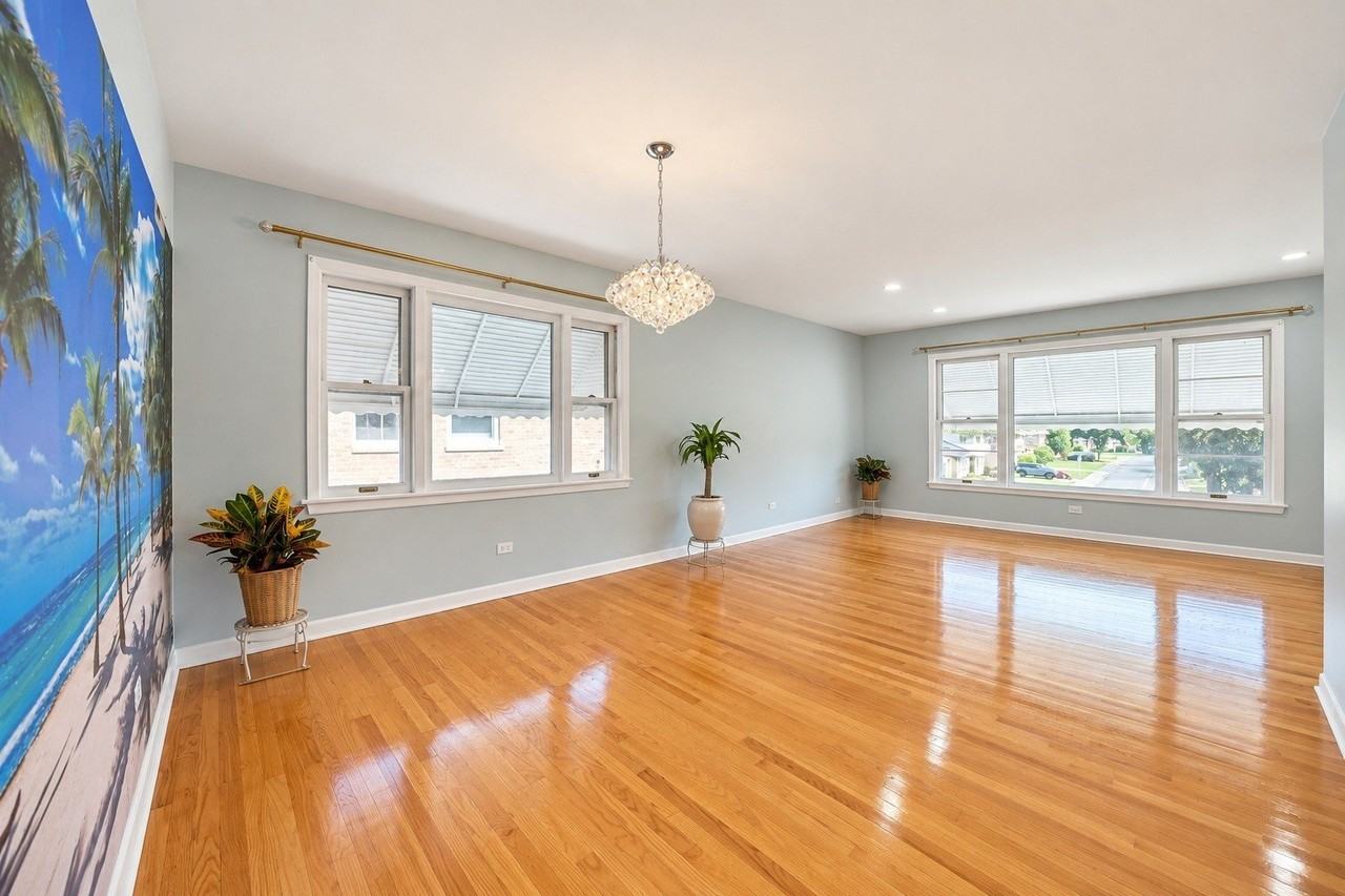 8608 W Carmen Ave #2 - Photo 5 of 47