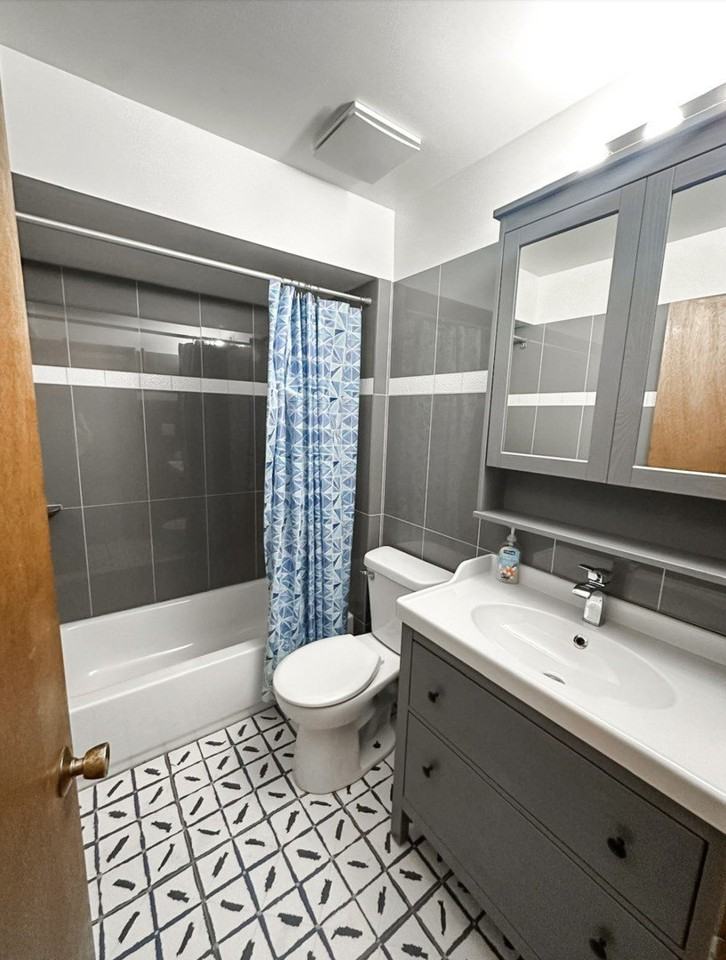 4627 Eberly Ave #1N - Photo 3 of 8