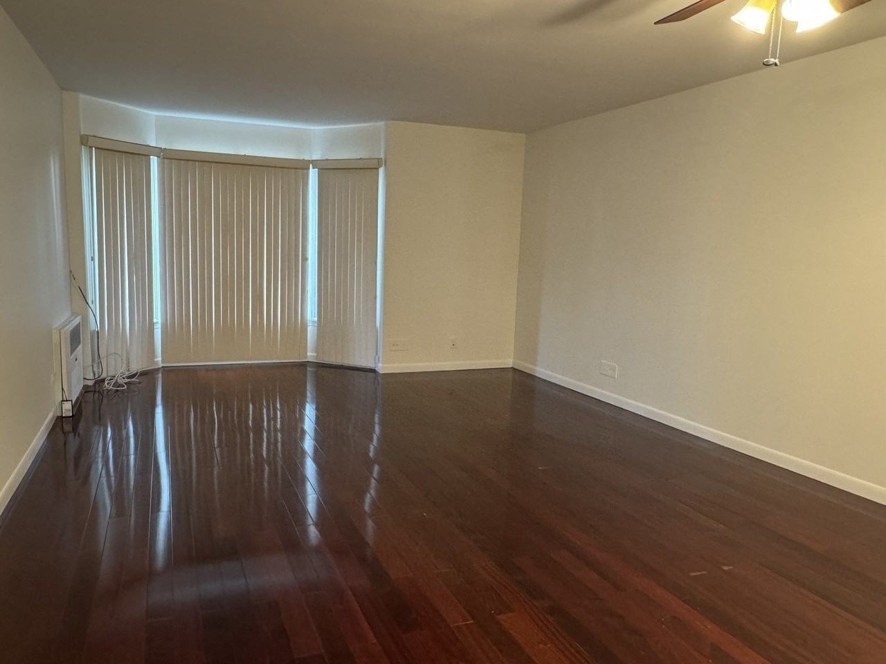 400 Ascot Dr #1D - Photo 3 of 14