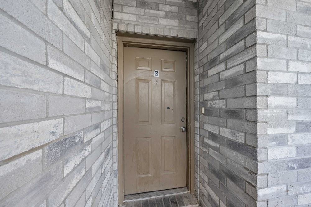 518 Dukeway #1 - Photo 4 of 20