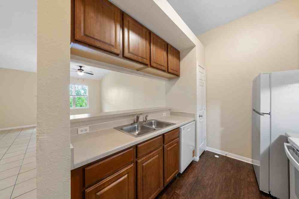 518 Dukeway #1 - Photo 6 of 20