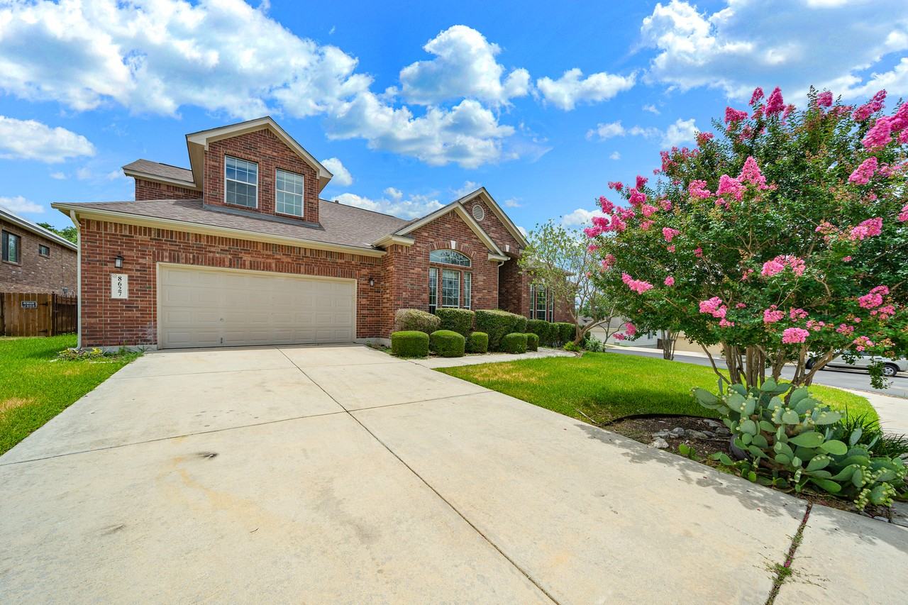 8627 Magdalena Run - Photo 3 of 48