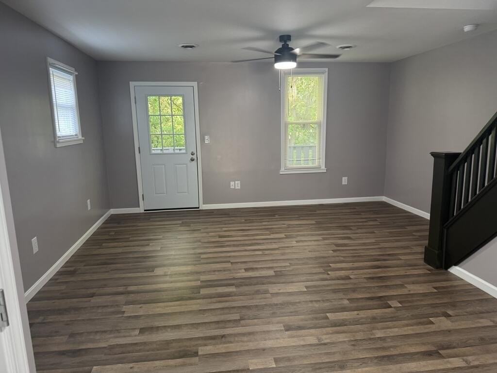 612 1/2 Cayuta Ave - Photo 4 of 15