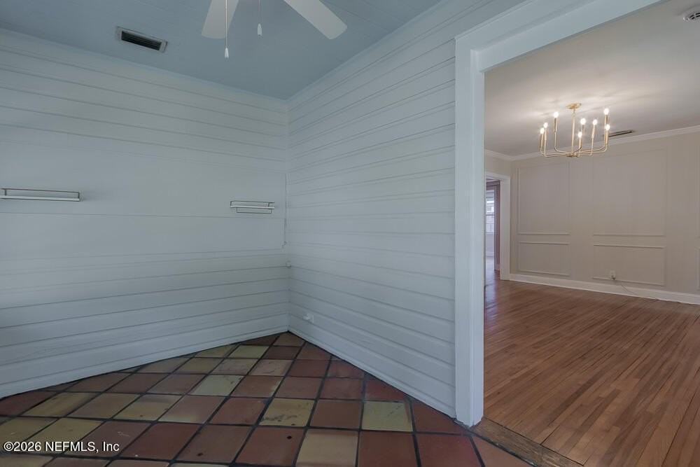1375 Menna St - Photo 4 of 26