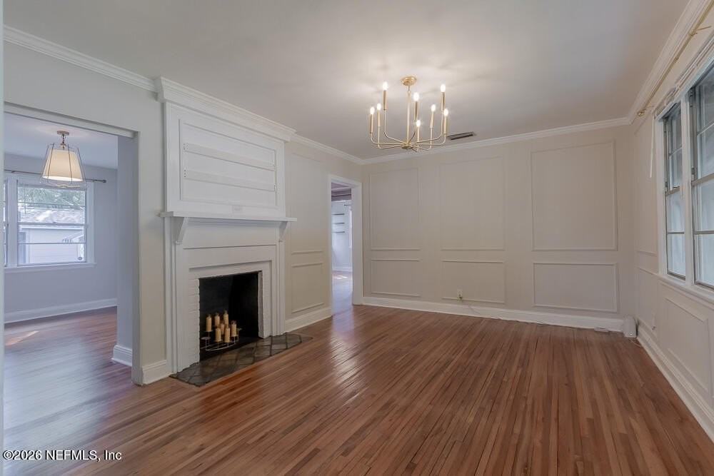 1375 Menna St - Photo 5 of 26