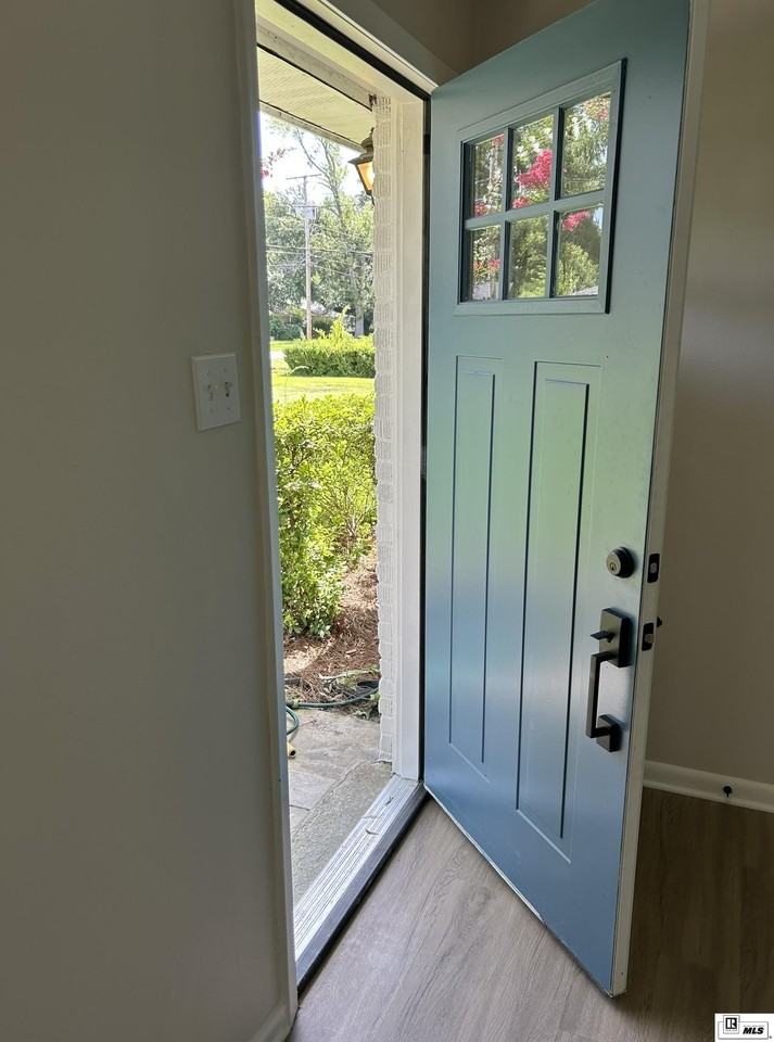 413 Orleans St - Photo 2 of 29