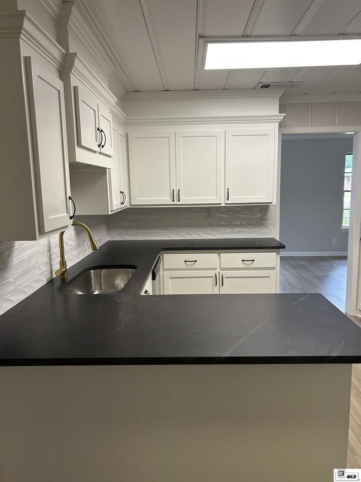 2014 Frances Pl - Photo 5 of 31