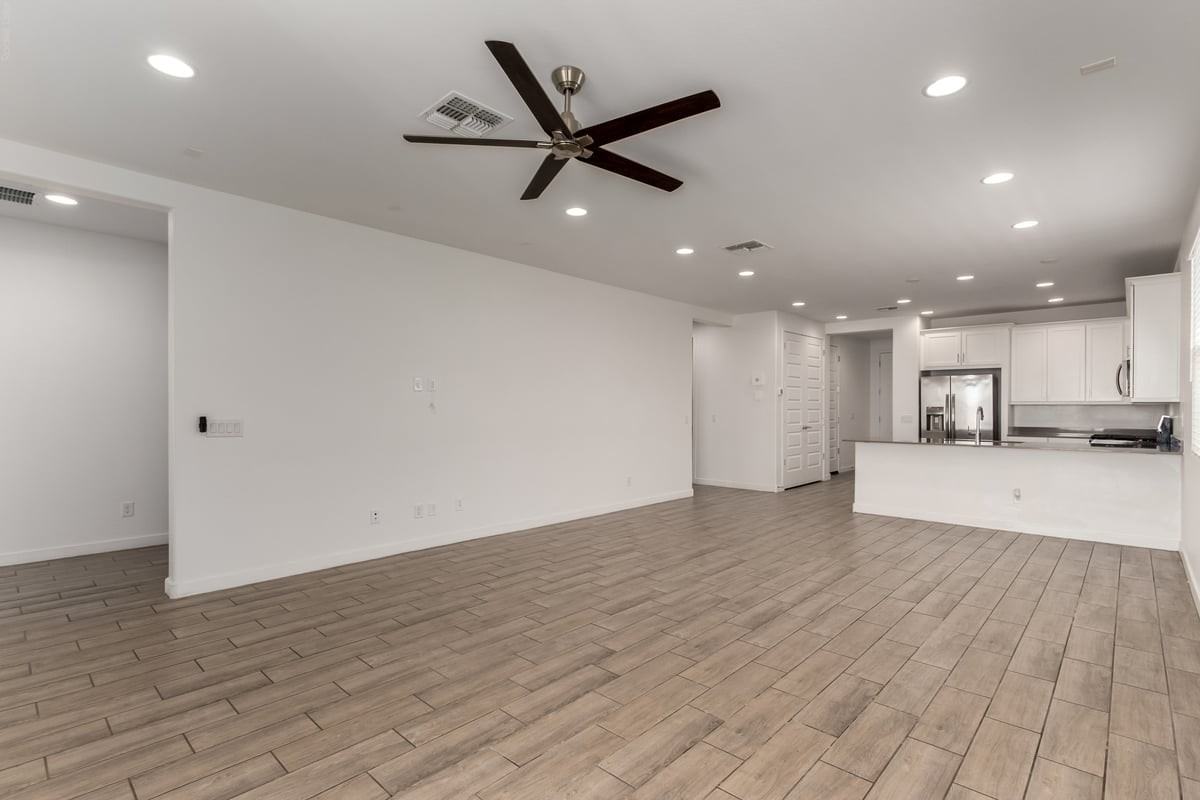 36610 W Mediterranean Way - Photo 7 of 28
