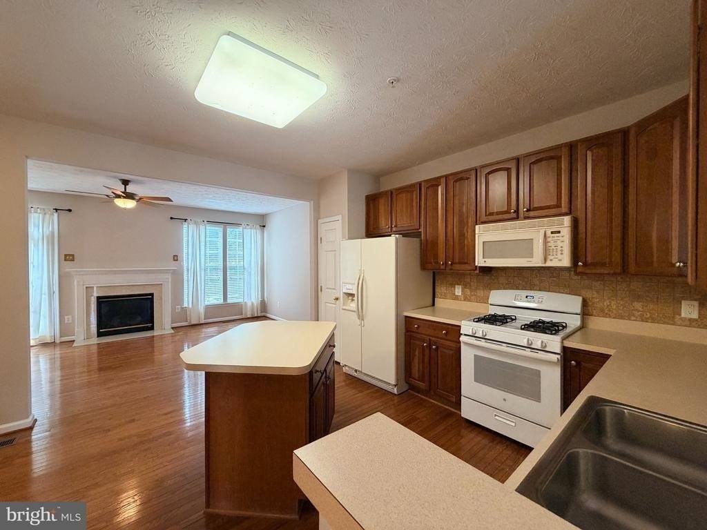 2805 Settlers View Dr - Photo 5 of 19