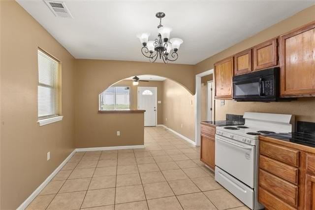 2109 Octavia Dr - Photo 5 of 11