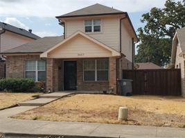 featured image of 3607 Hamburg Ct