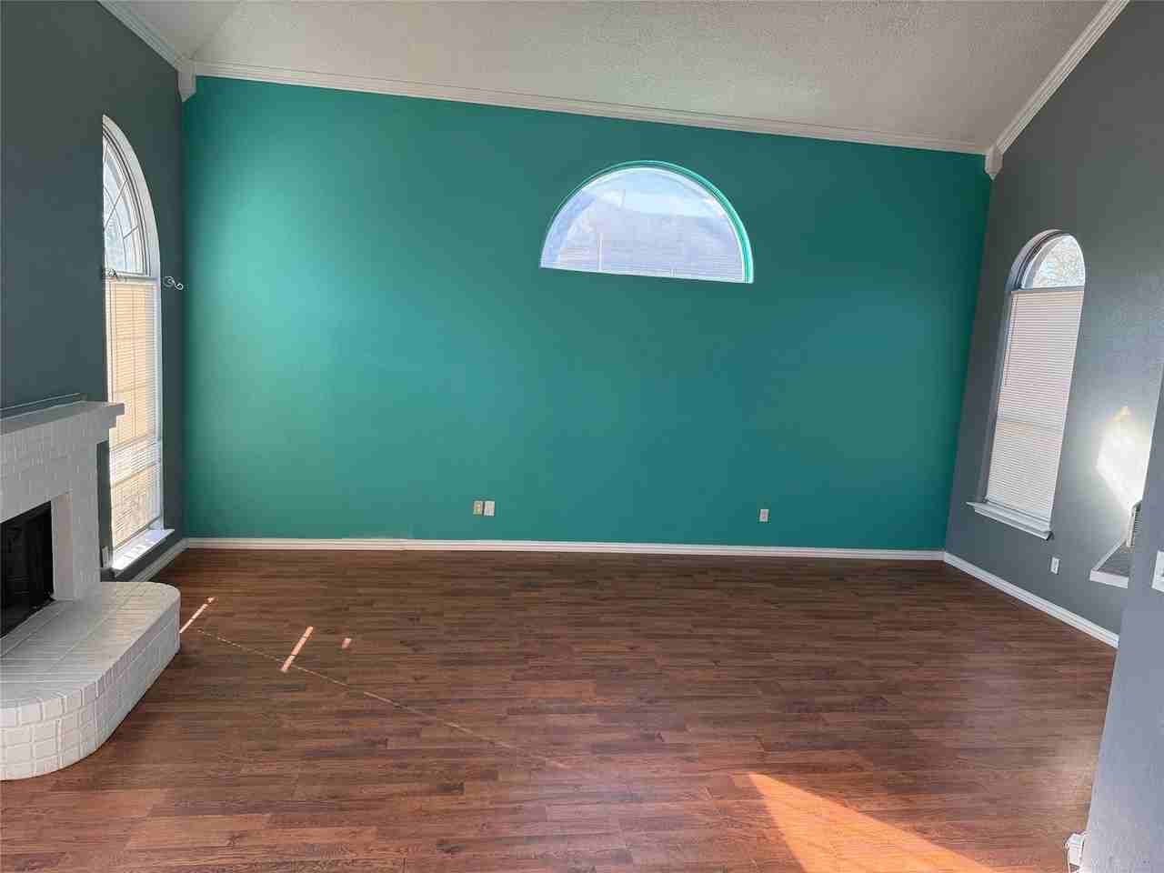 2700 Crystal Falls Dr - Photo 3 of 40