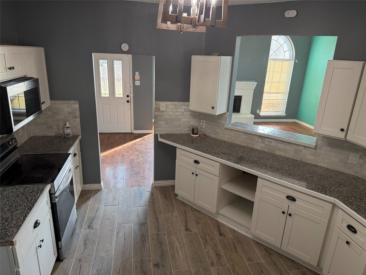 2700 Crystal Falls Dr - Photo 7 of 40
