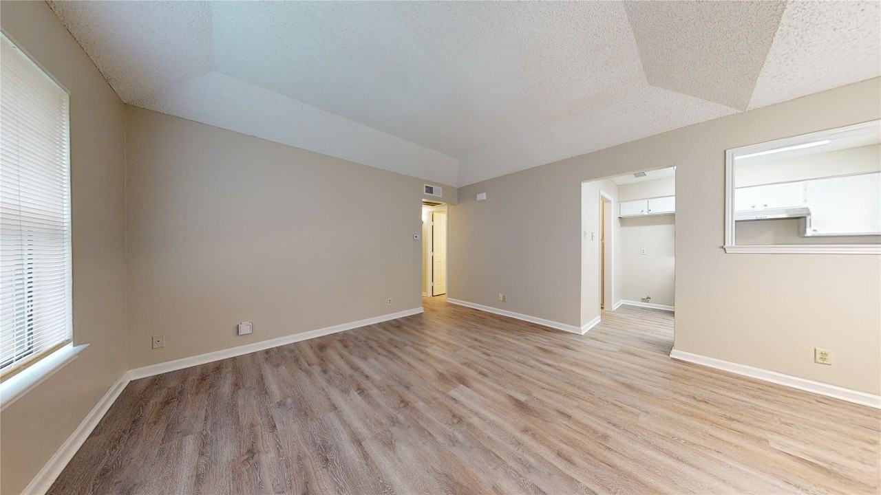 504 Matt Ln #506