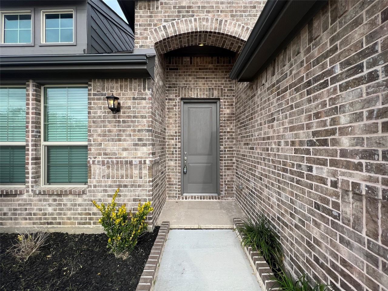 4805 Porque Ct - Photo 2 of 26