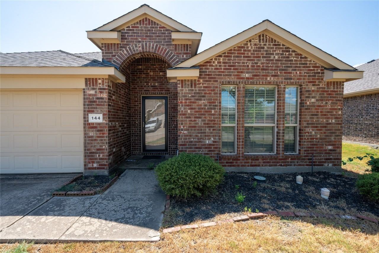 144 Meadow Crest Dr - Photo 4 of 26