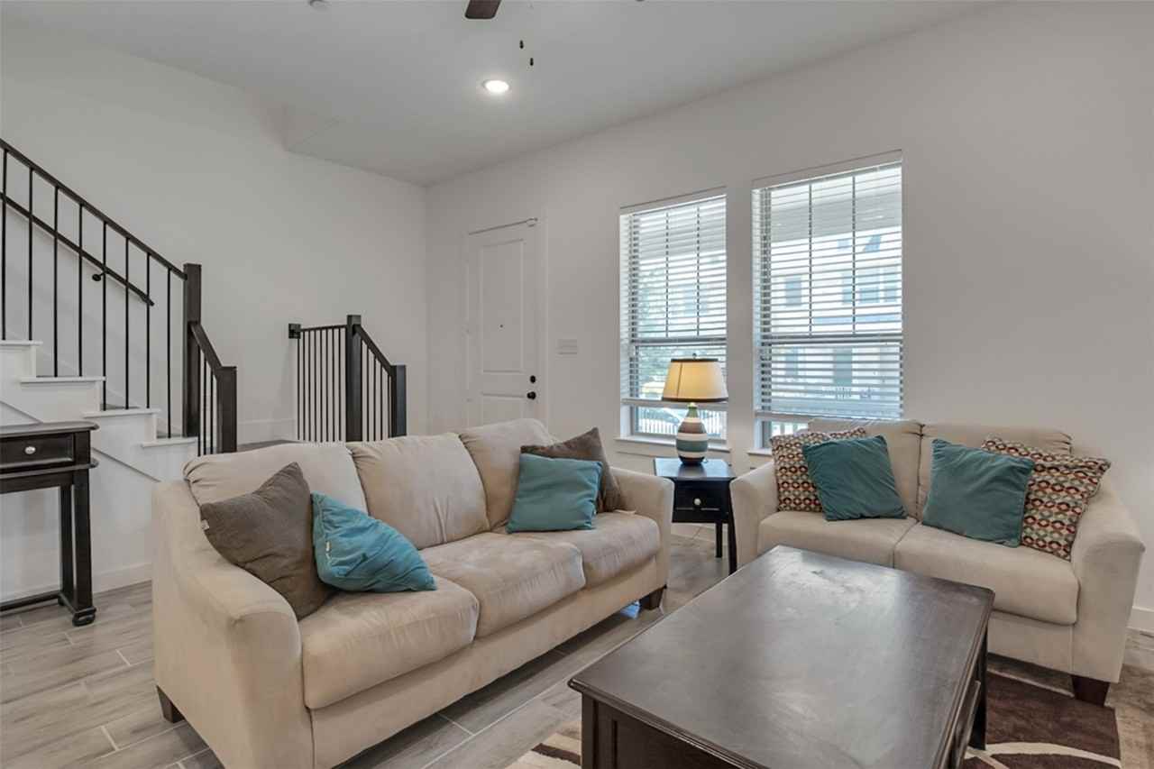 6456 Northern Dancer Dr - Photo 5 of 22