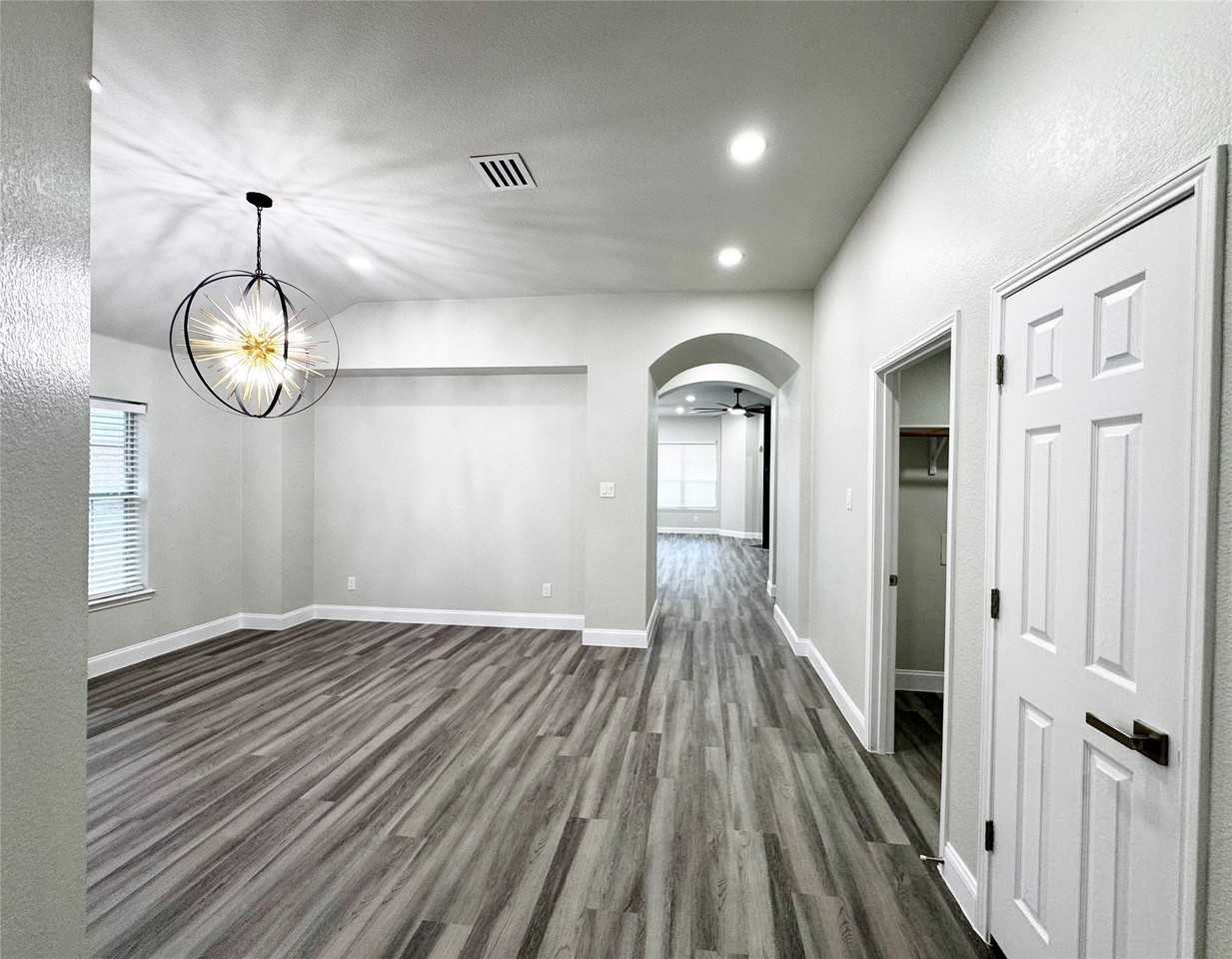 416 Butternut Dr - Photo 2 of 39