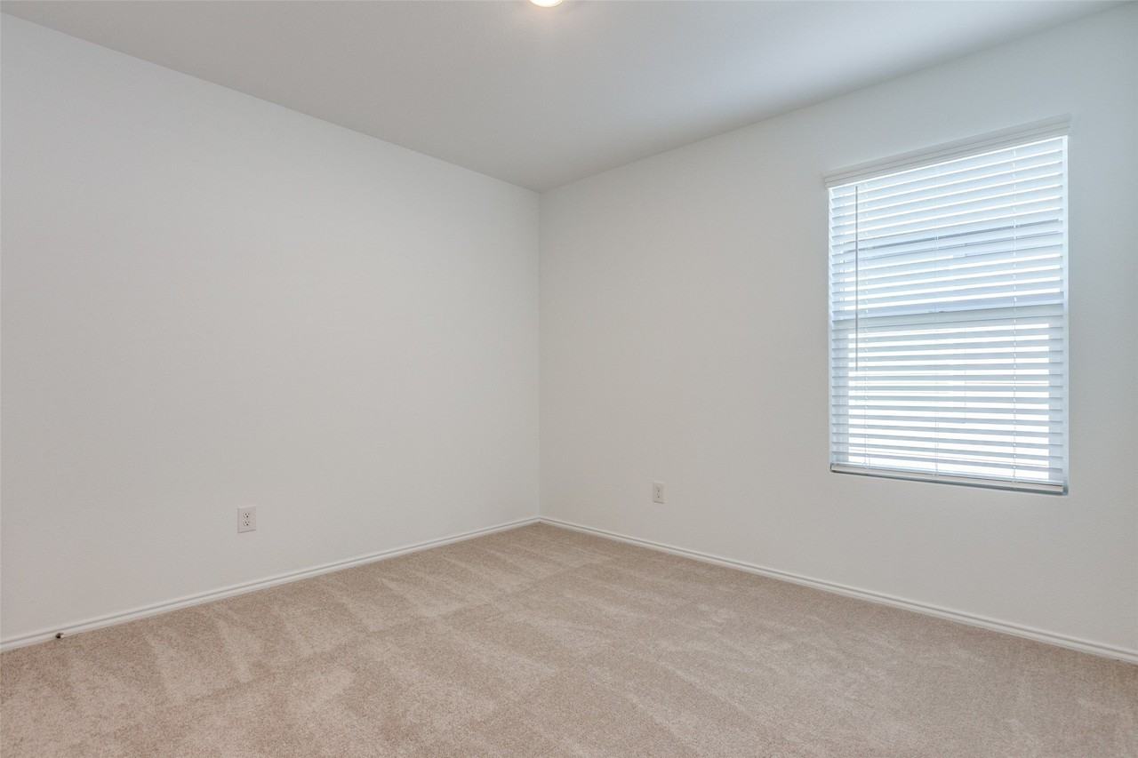 9213 Grackle Pl - Photo 7 of 23