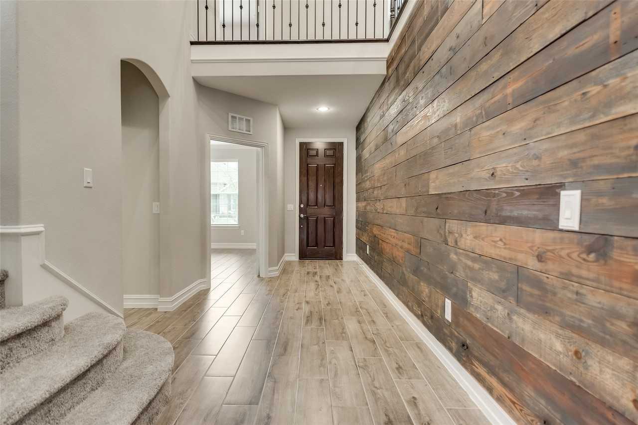 2621 Strand Ln - Photo 3 of 27