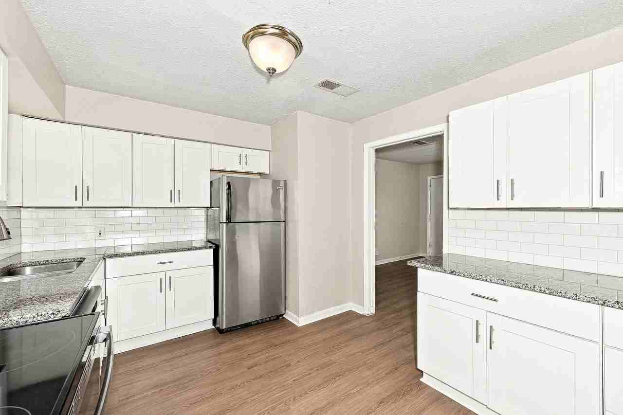 1705 Longview St - Photo 4 of 16