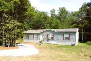 featured image of 212 Cedar Ct