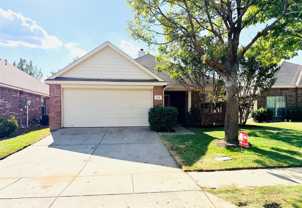 214 Lavaca Dr - Photo 1 of 1