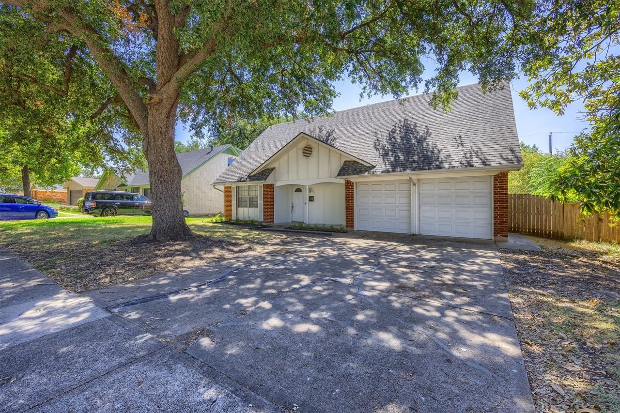 715 Melrose Dr - Photo 2 of 24