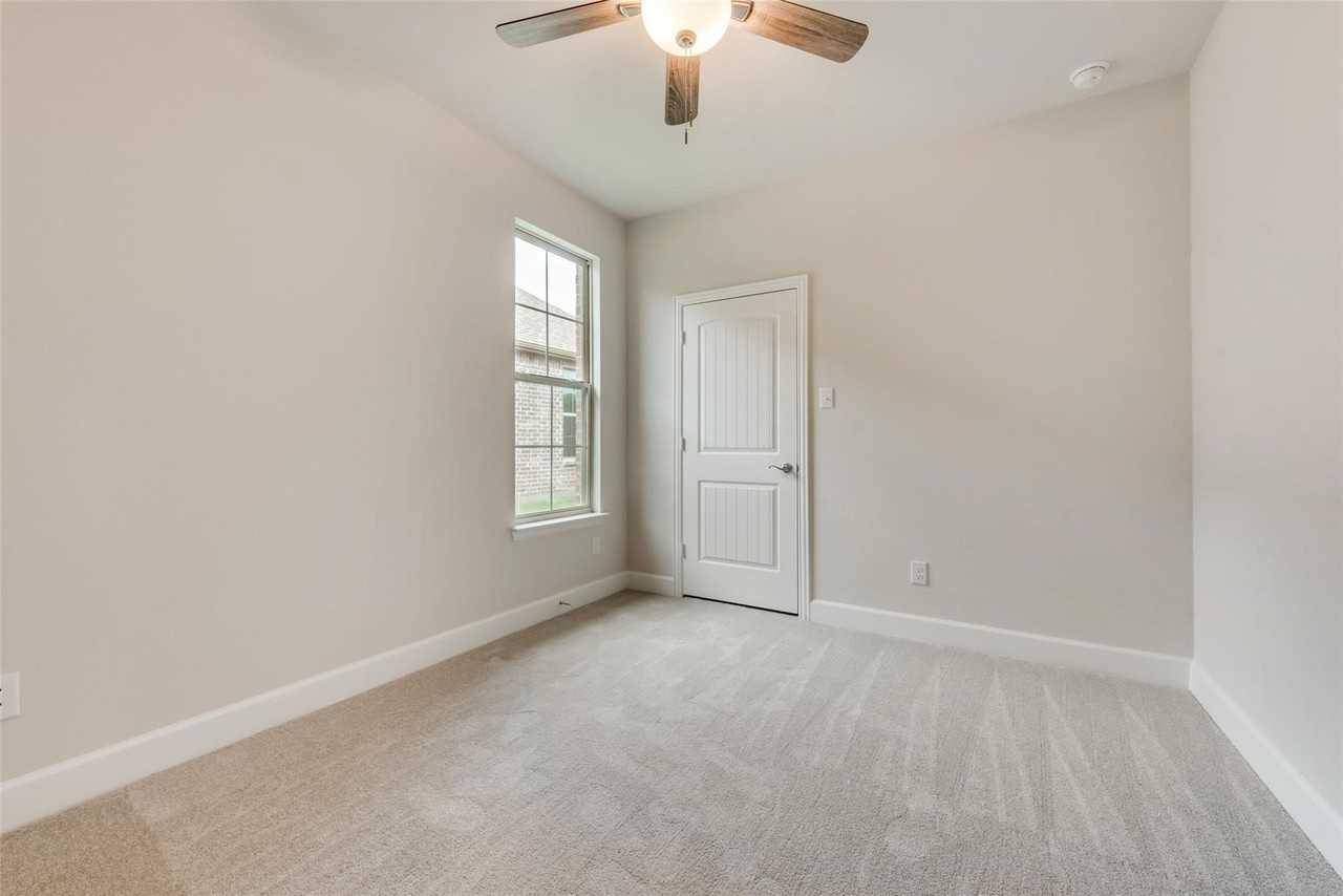 373 Braves Way - Photo 6 of 19