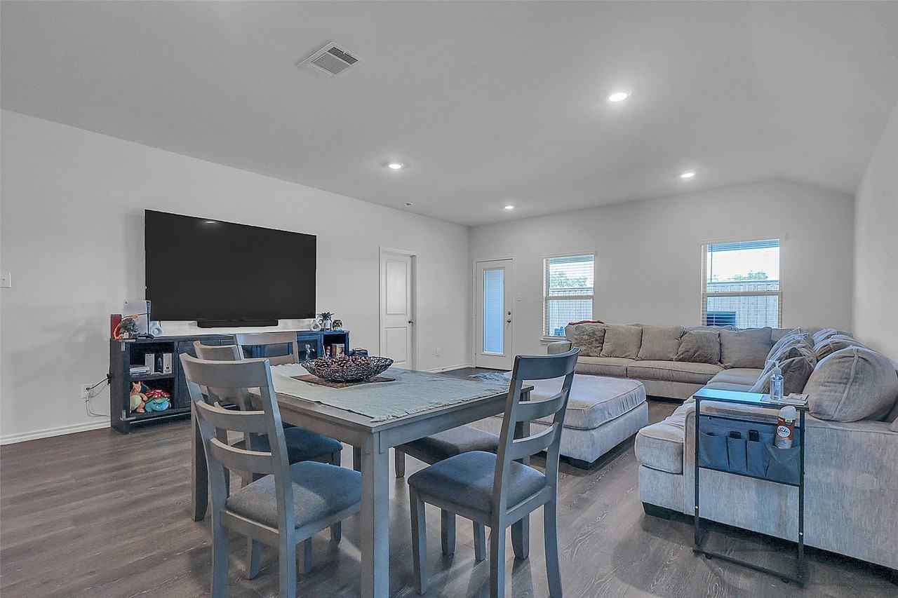 1208 Community Way - Photo 7 of 18