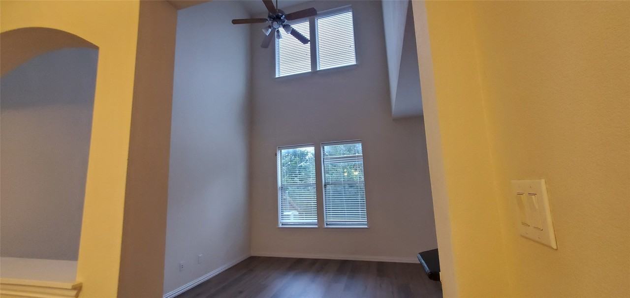 145 Sonoma Creek Ln - Photo 5 of 25