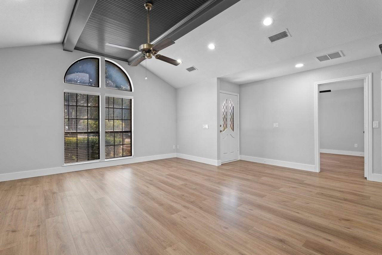 100 Park Cir - Photo 5 of 20