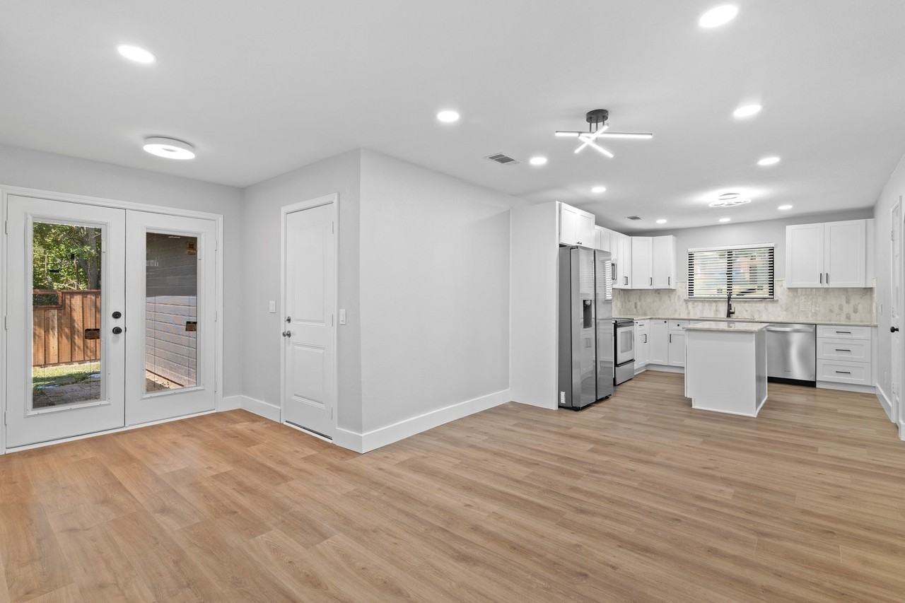 100 Park Cir - Photo 7 of 20
