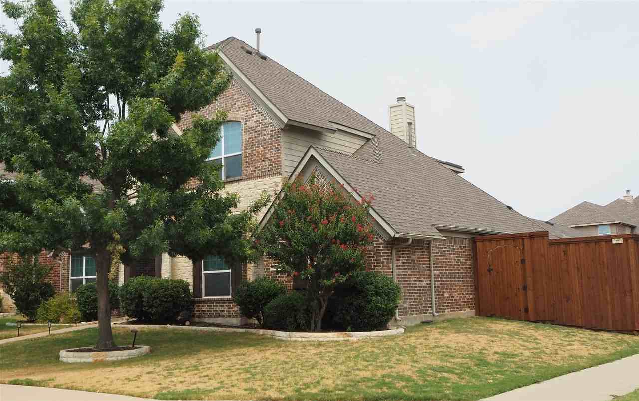 14012 Badger Creek Dr - Photo 4 of 40