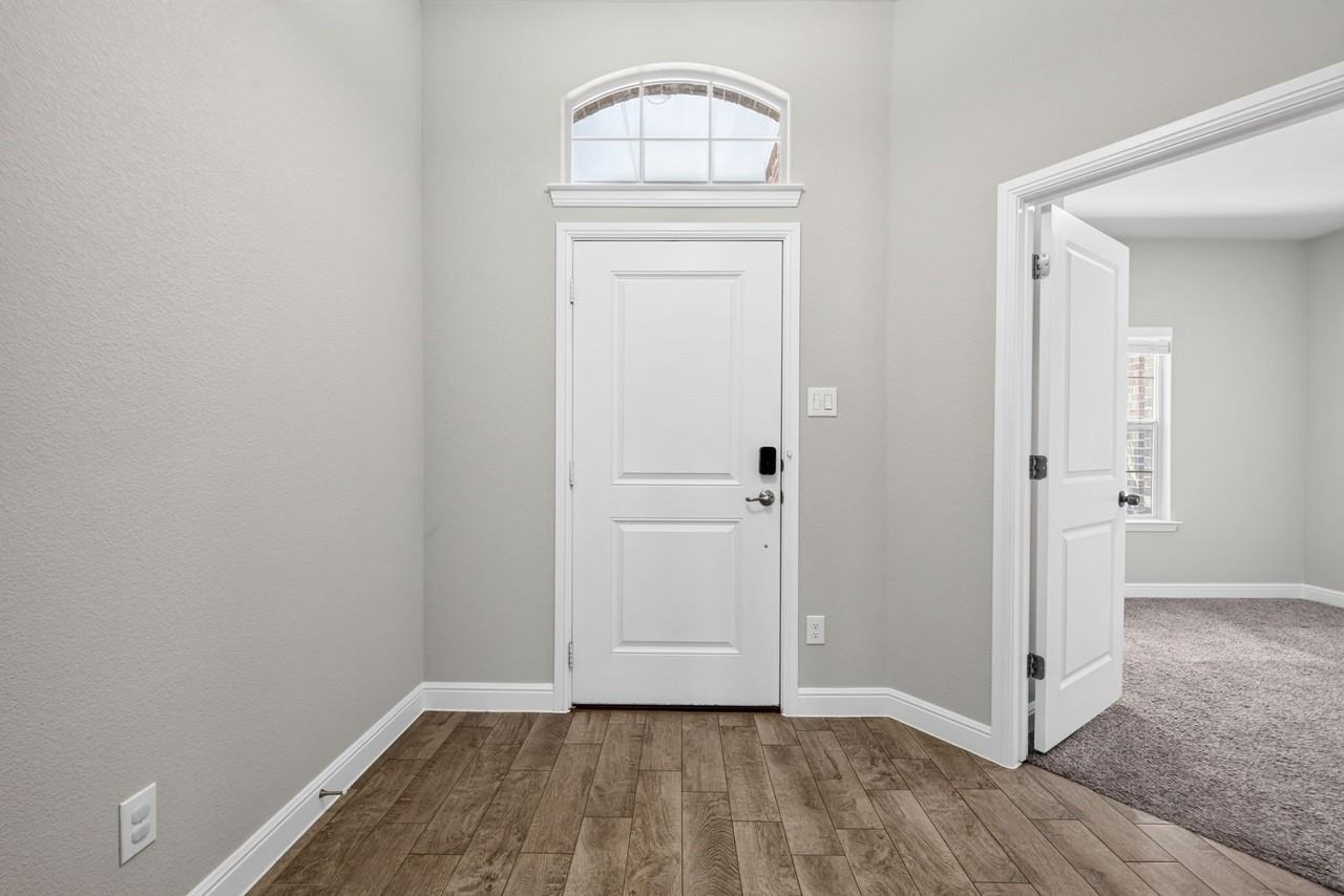 841 Blackhorse Trl - Photo 7 of 27