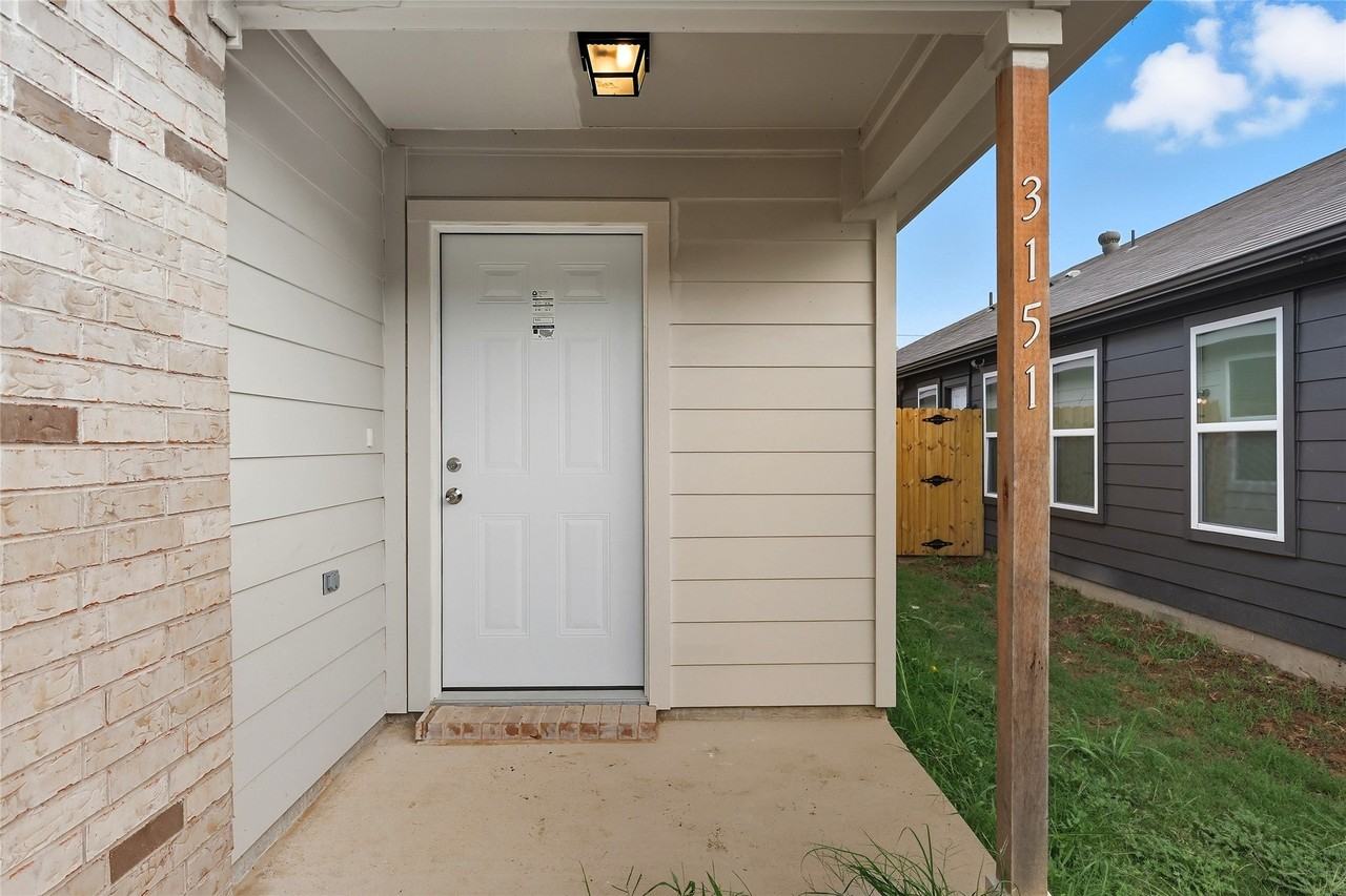 3151 Stag Rd - Photo 2 of 19