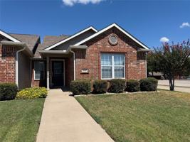 featured image of 502 Oakridge Dr