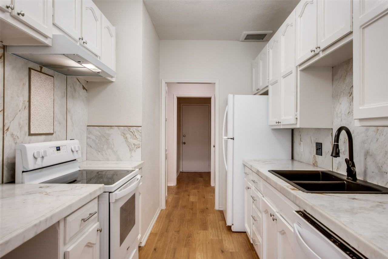 510 Norwood Pl #9 - Photo 5 of 20