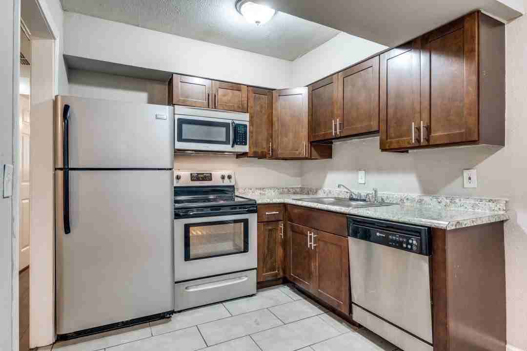811 Skillman St #101 - Photo 4 of 15