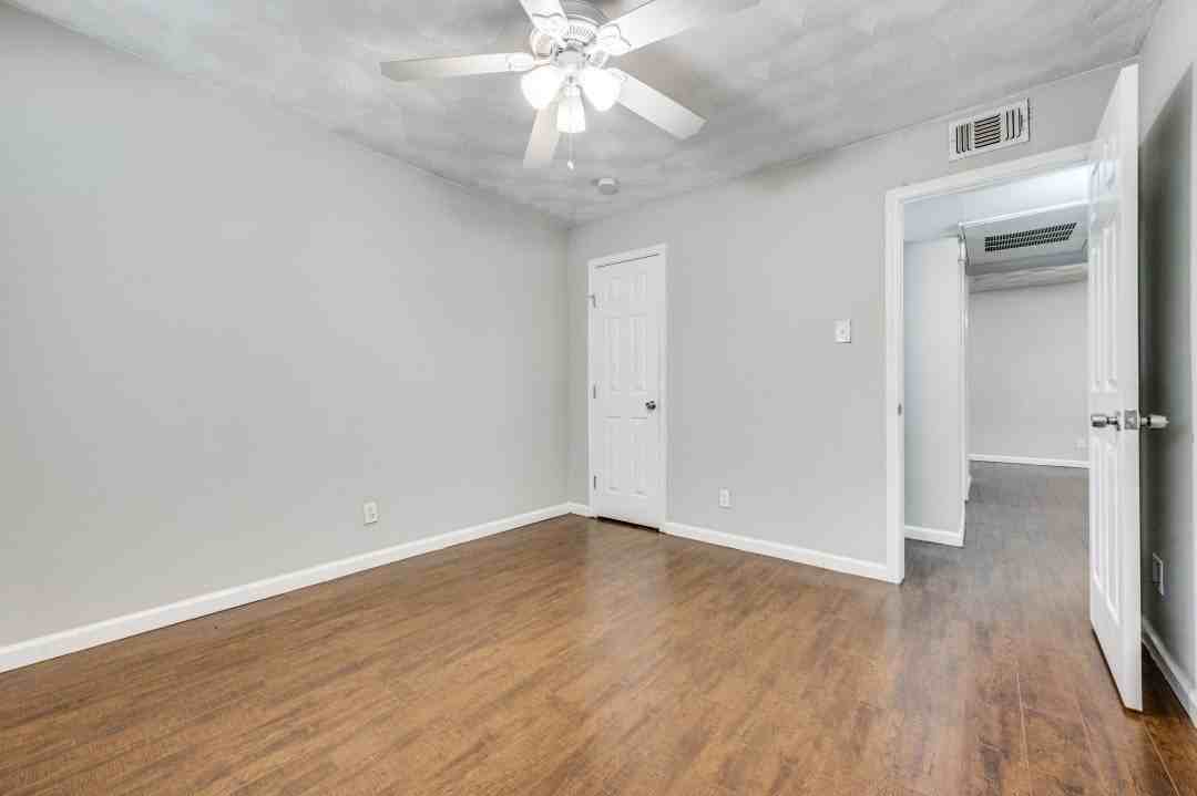 811 Skillman St #101 - Photo 7 of 15