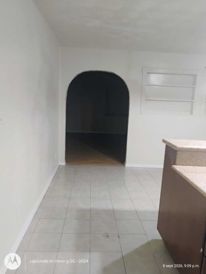 616 W Grubb Dr - Photo 3 of 10