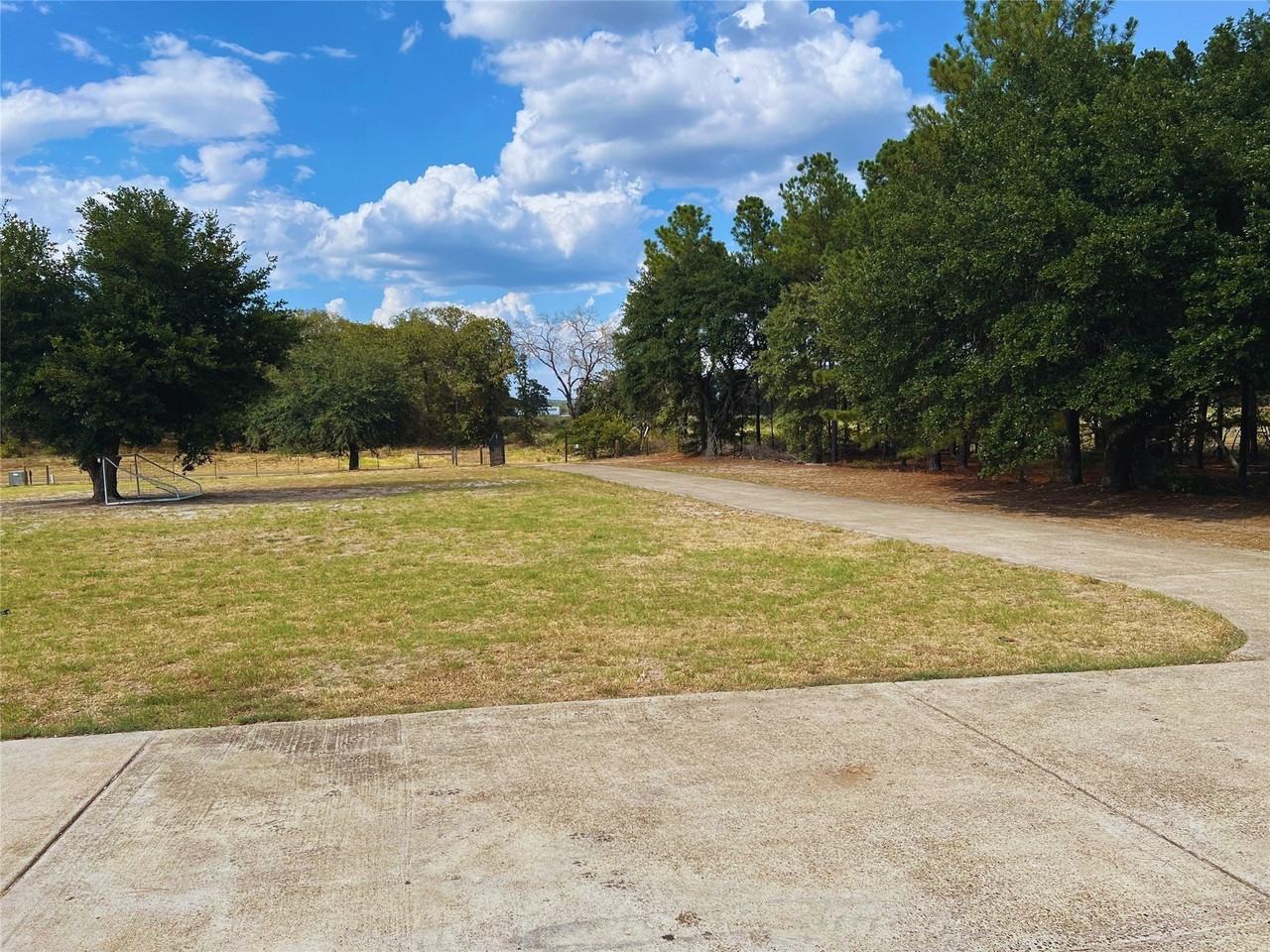 23211 Fm 1995 - Photo 5 of 40