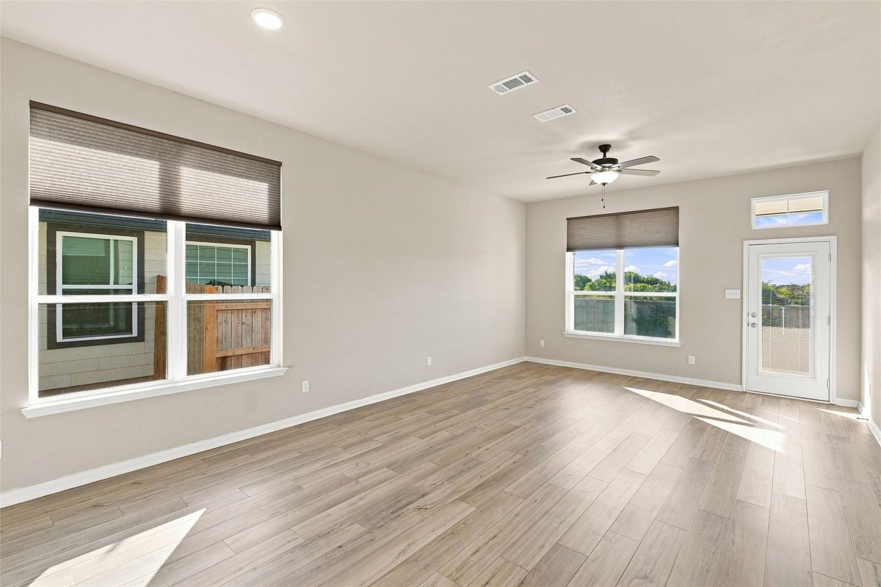 11308 Celestial Ct - Photo 2 of 16
