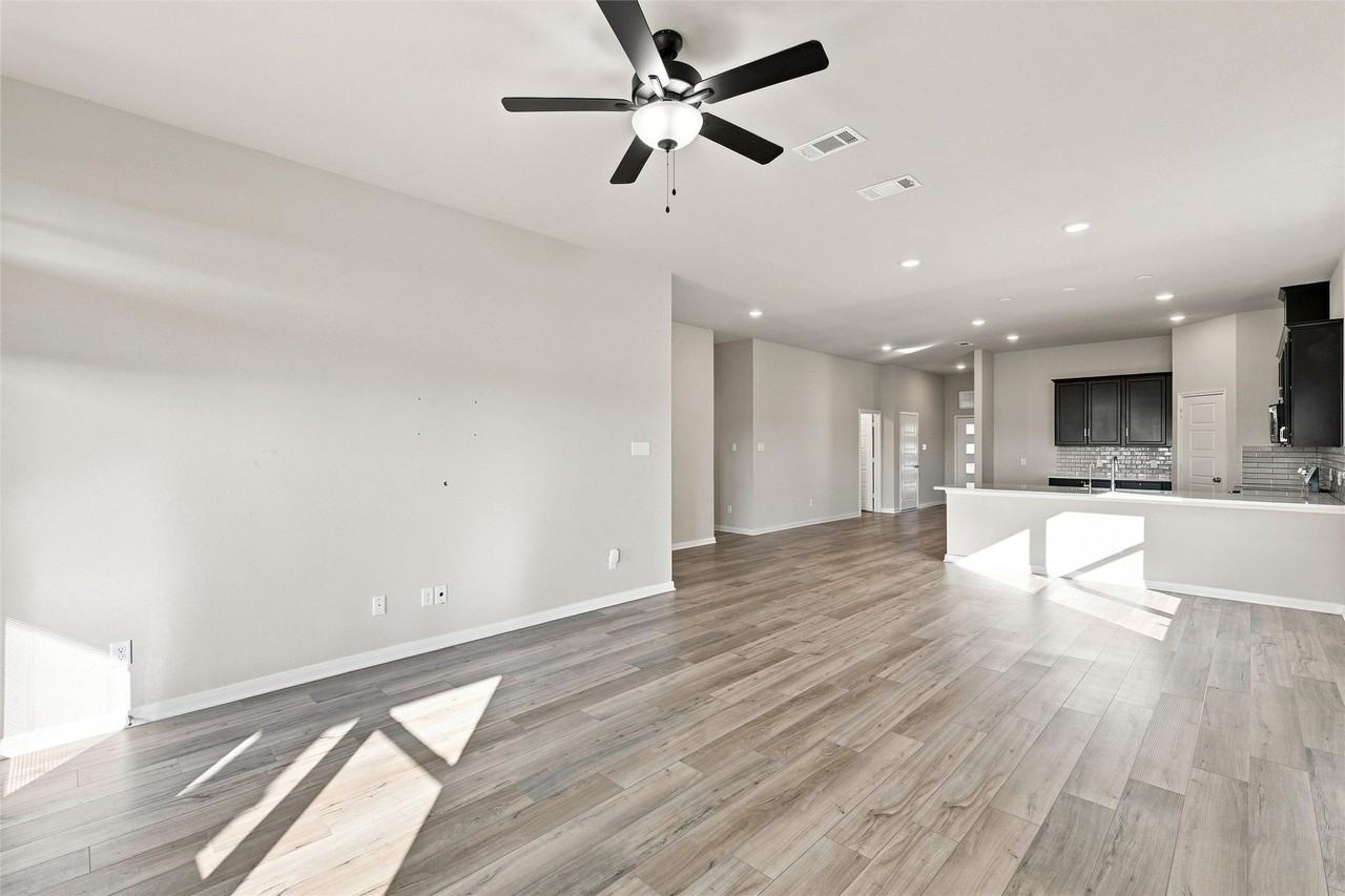 11308 Celestial Ct - Photo 3 of 16