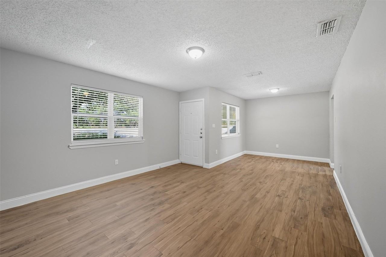 1166 N Business Highway 78 - Photo 7 of 18